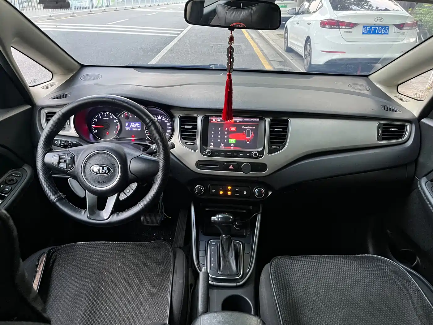 Kia Carens 2013 2.0L 7-Seat Auto Standard China IV фото 9