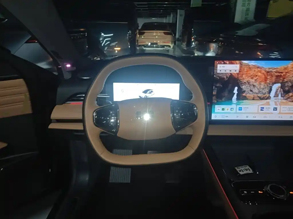 Geely Galaxy Galaxy Xingyao 8 2025 2025 130km EM-P Starship Edition