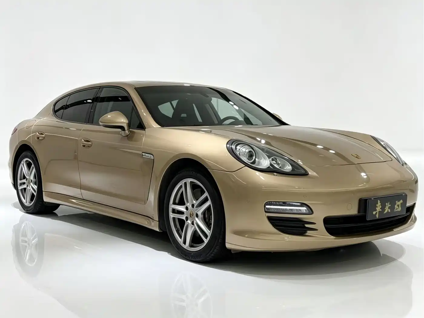 Porsche Panamera 2010 Panamera 3.6L фото 3