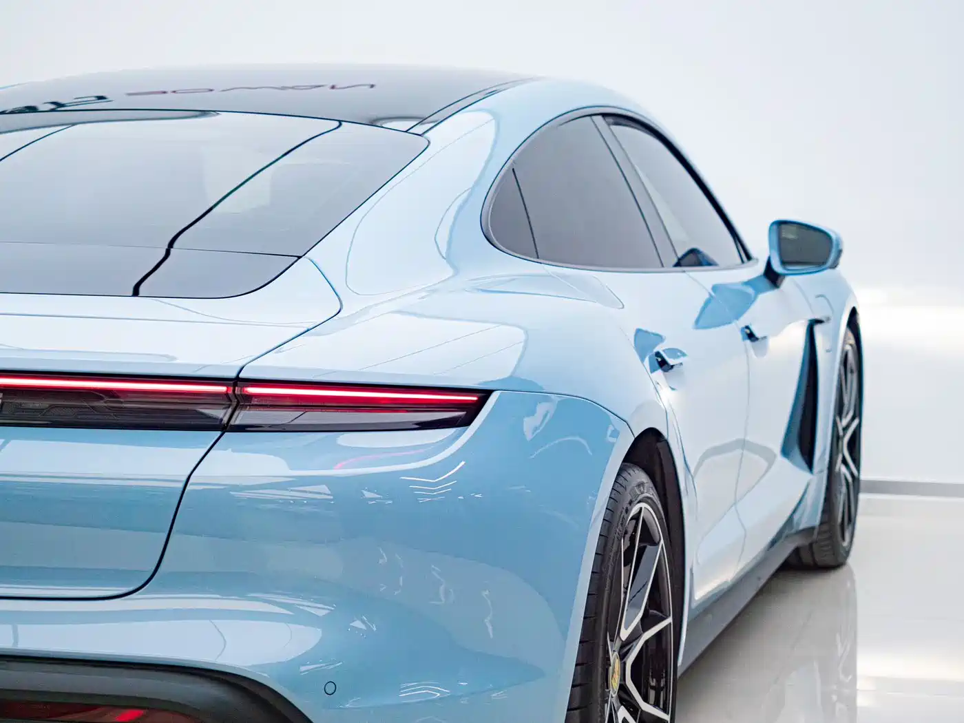 Porsche Taycan 2022 Facelift Taycan фото 9