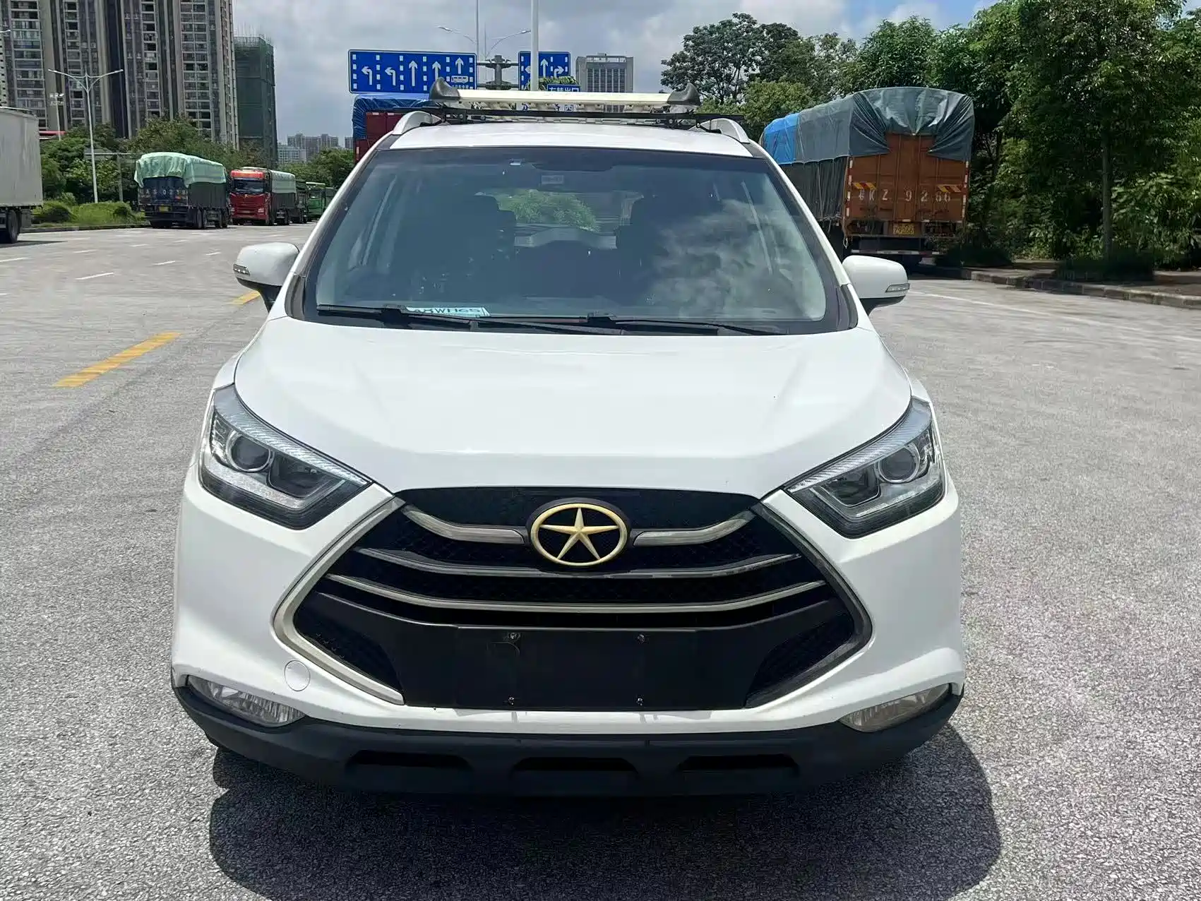Фото 2 - JAC Refine S3