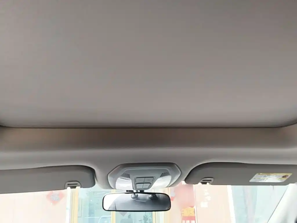 SAIC Maxus Maxus G50 2019 2019 1.5T First Edition Automatic Luxury 6-Seater