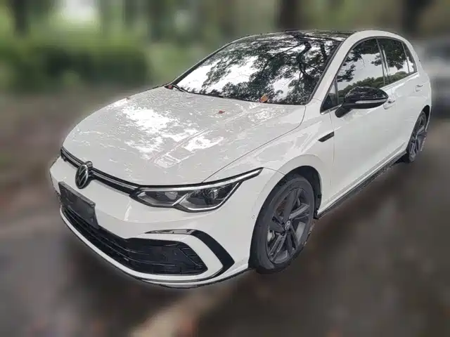 Volkswagen Golf 2021