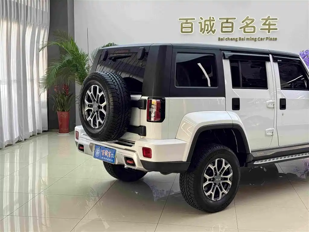 BAIC ORV Beijing Offroad BJ40 2025 2024 2.0T Urban Hunter Glory Edition
