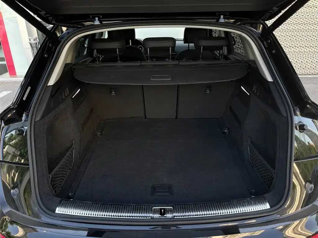 Audi Q5L 2022 40T Luxury Elegance фото 9