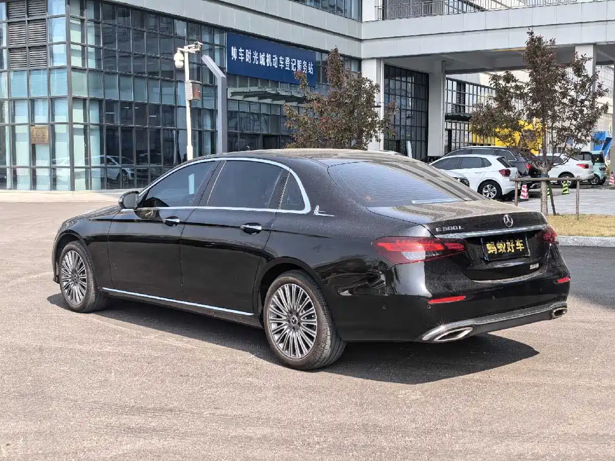 MERCEDES-BENZ E CLASS