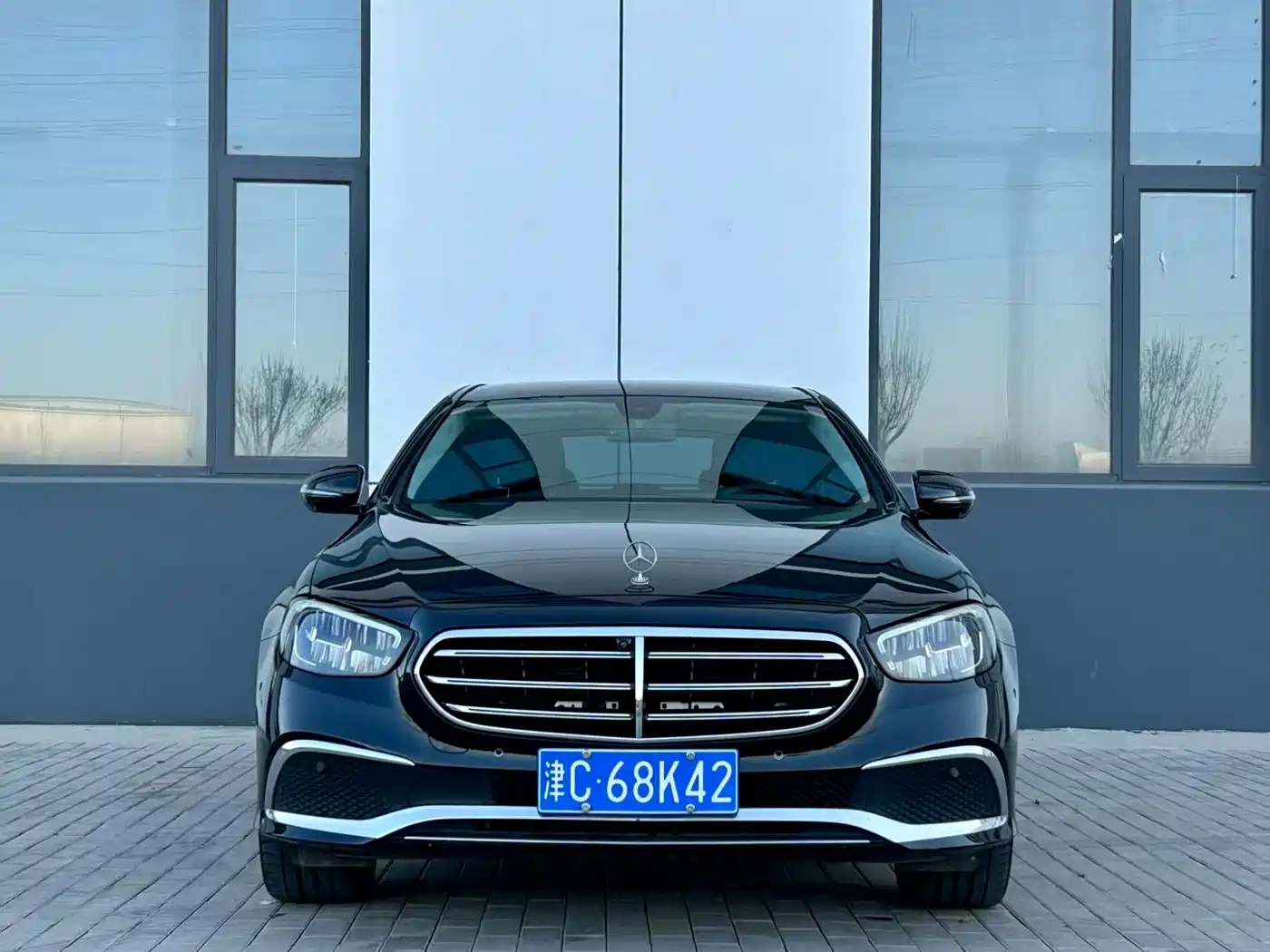 Mercedes-Benz E-Class 2023 E 300 L Fashion фото 2