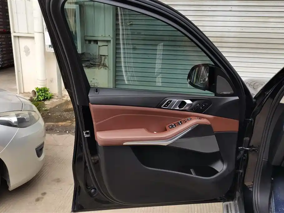 BMW X5 (Import) 2021 Facelift xDrive40i Exclusive M Sport Package фото 7
