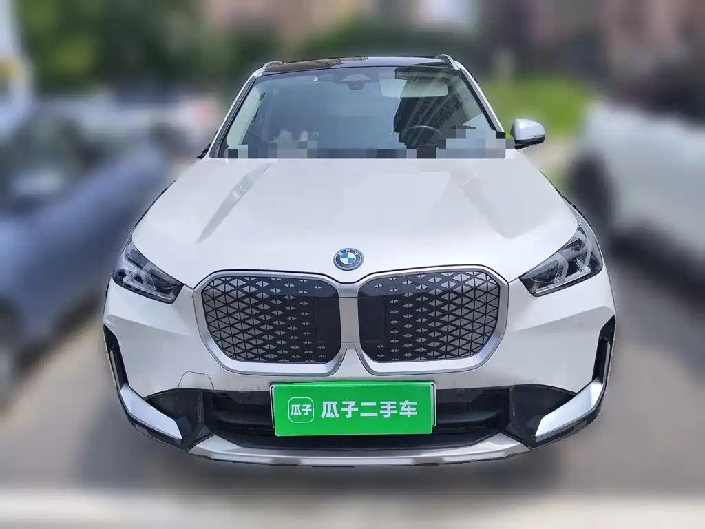 BMW iX1 2024 2023 eDrive25L X Design Package