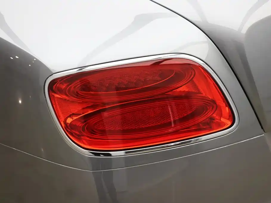 Photo 27 - Bentley Continental