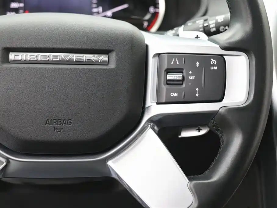 Land Rover Discovery 2023 360PS R-Dynamic SE фото 18