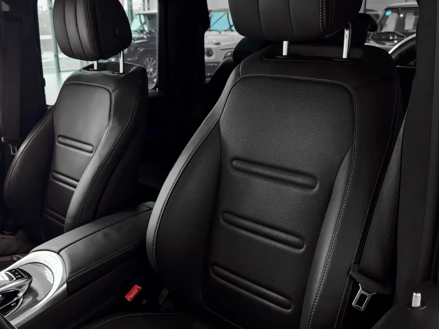 Mercedes-Benz G-Class 2024 G 500 фото 8