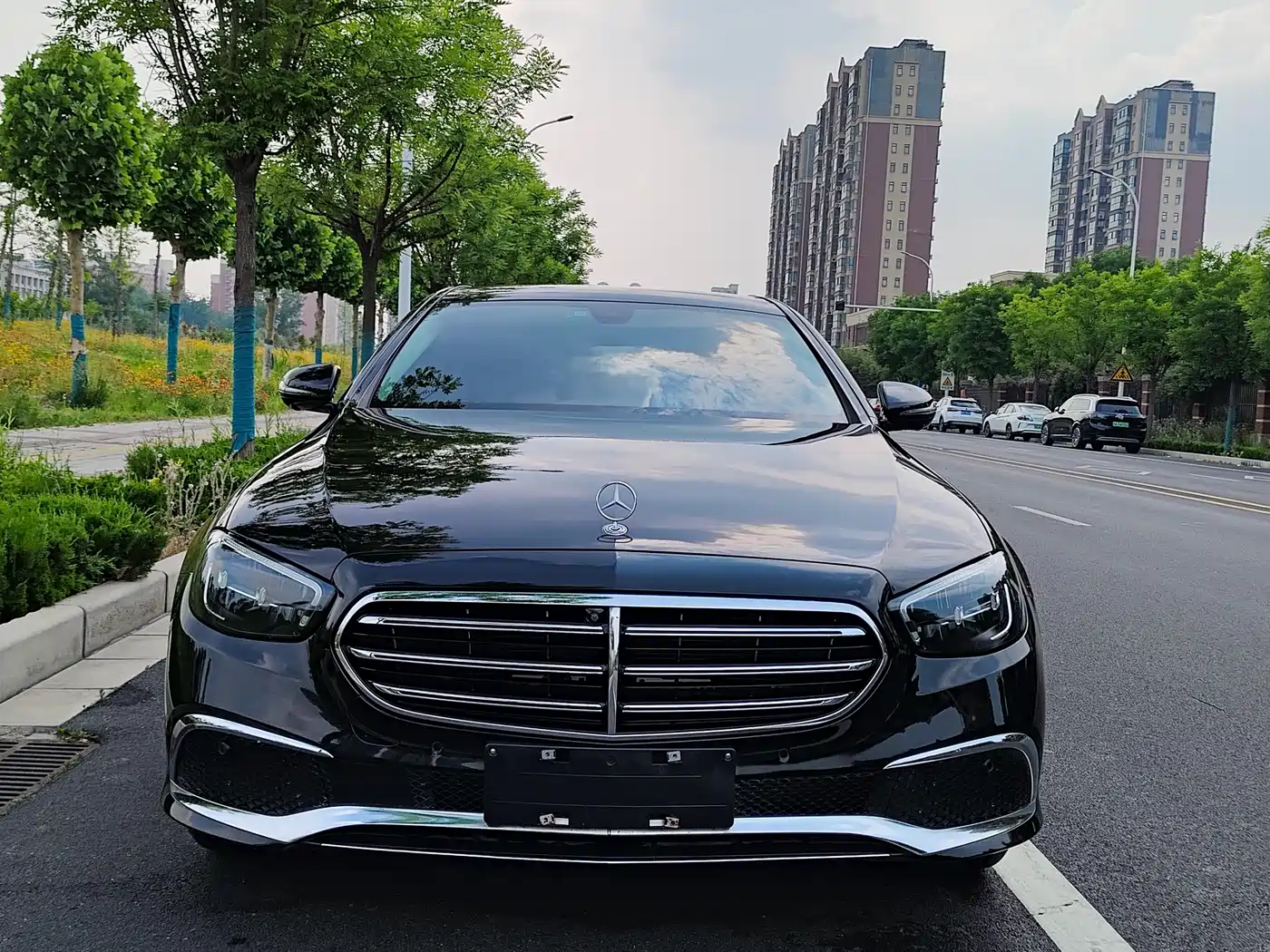 Mercedes-Benz E-Class 2022 Second Facelift E 300 L Luxury фото 17