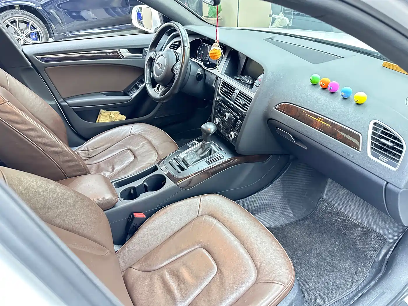 Audi A4L 2015 35 TFSI Auto Comfort фото 6