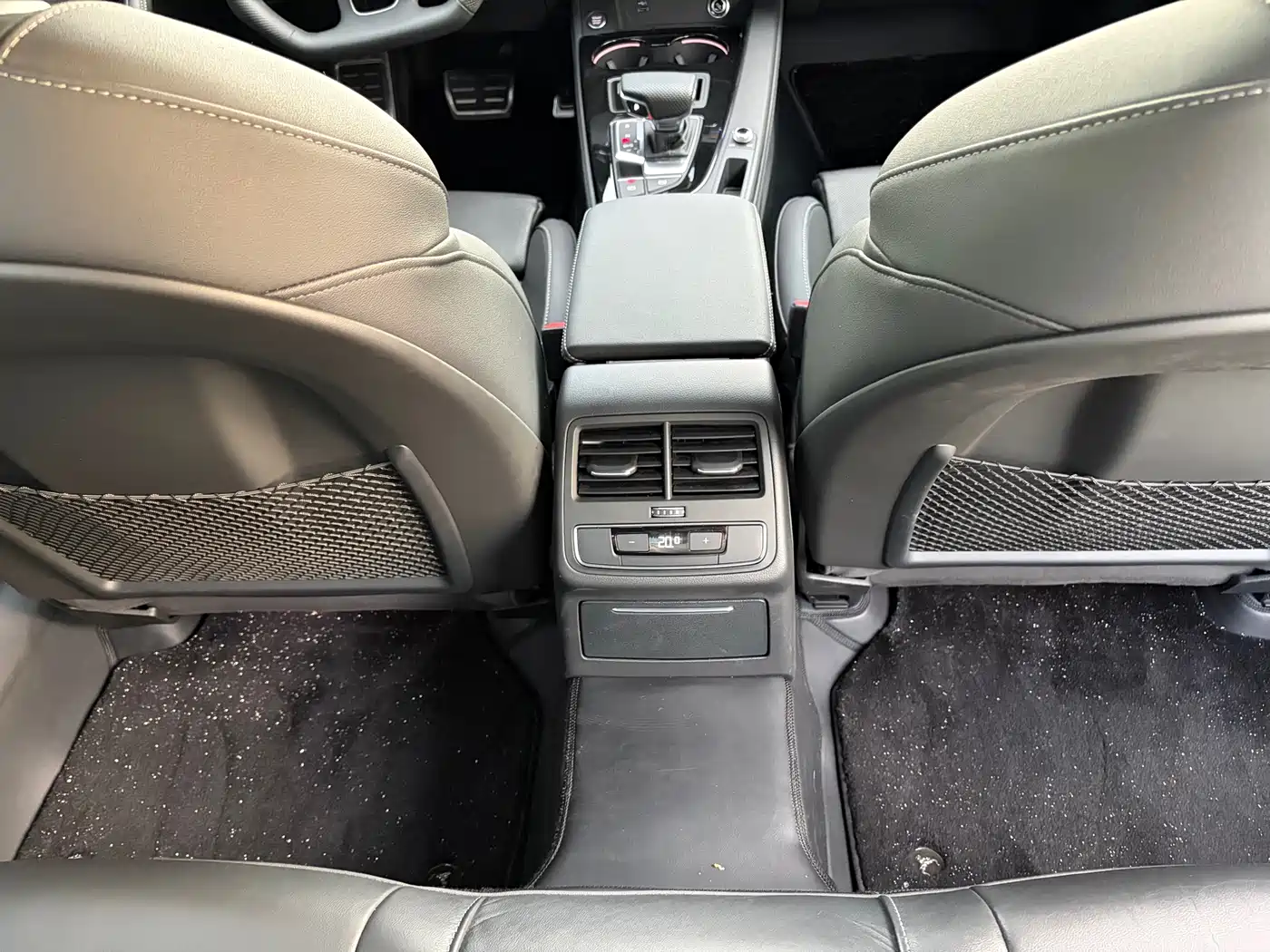 Audi A4L 2024 40 TFSI Luxury Dynamic фото 11