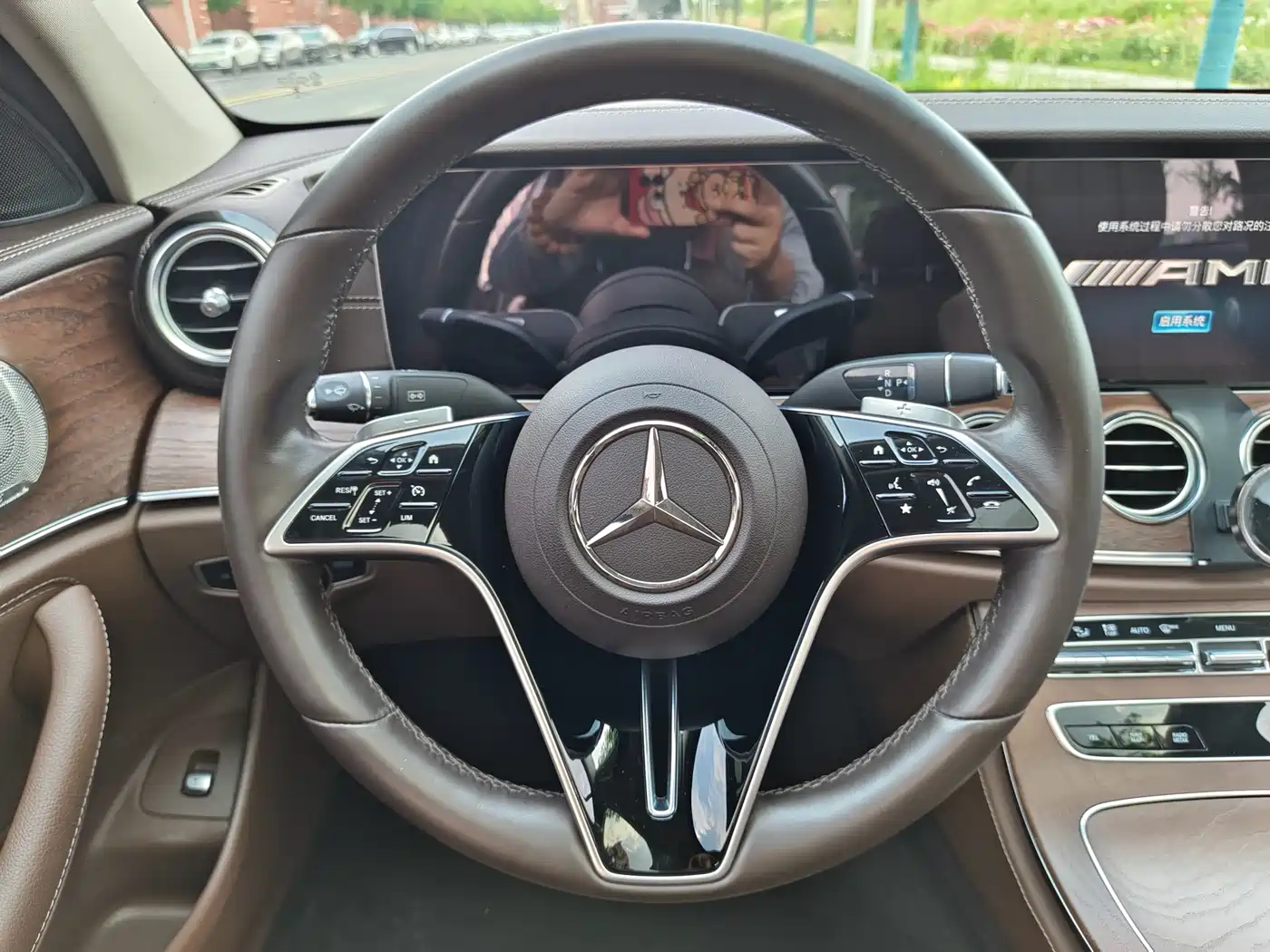 Mercedes-Benz E-Class 2022 Second Facelift E 300 L Luxury фото 31