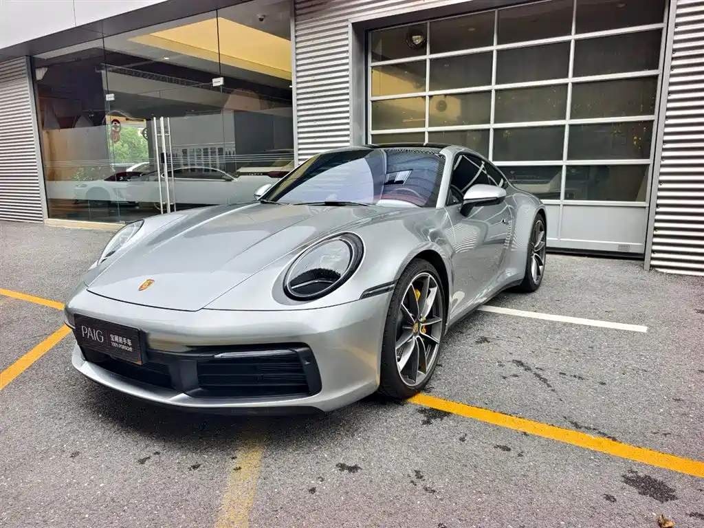 Porsche 911 2023 Carrera 3.0T
