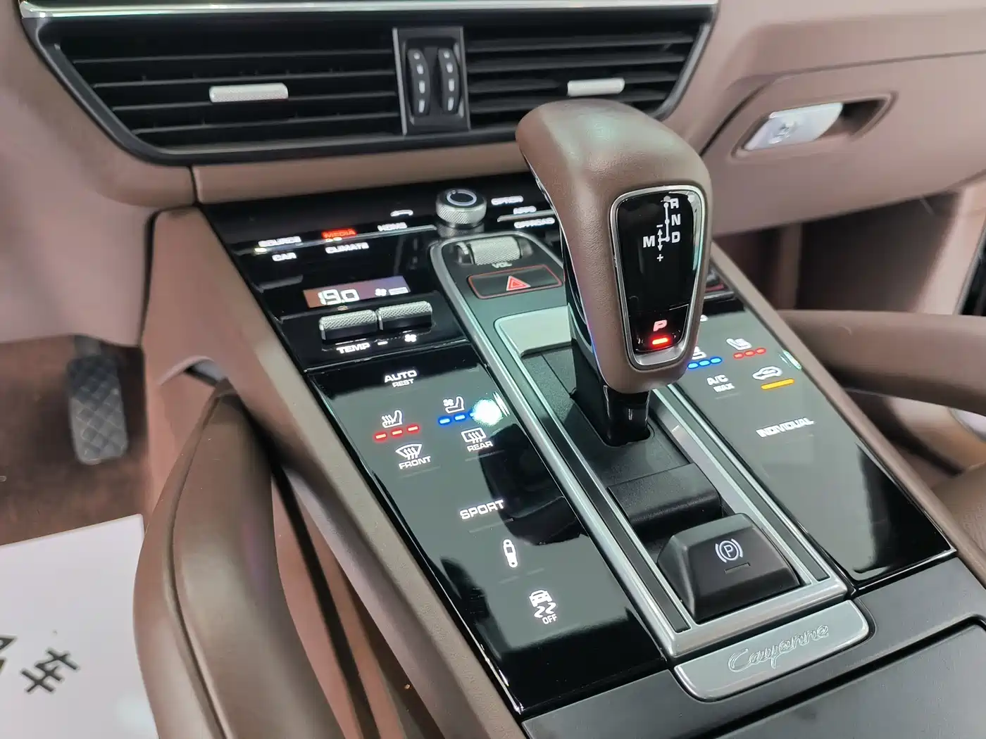 Porsche Cayenne 2022 Cayenne 3.0T Platinum Edition фото 5