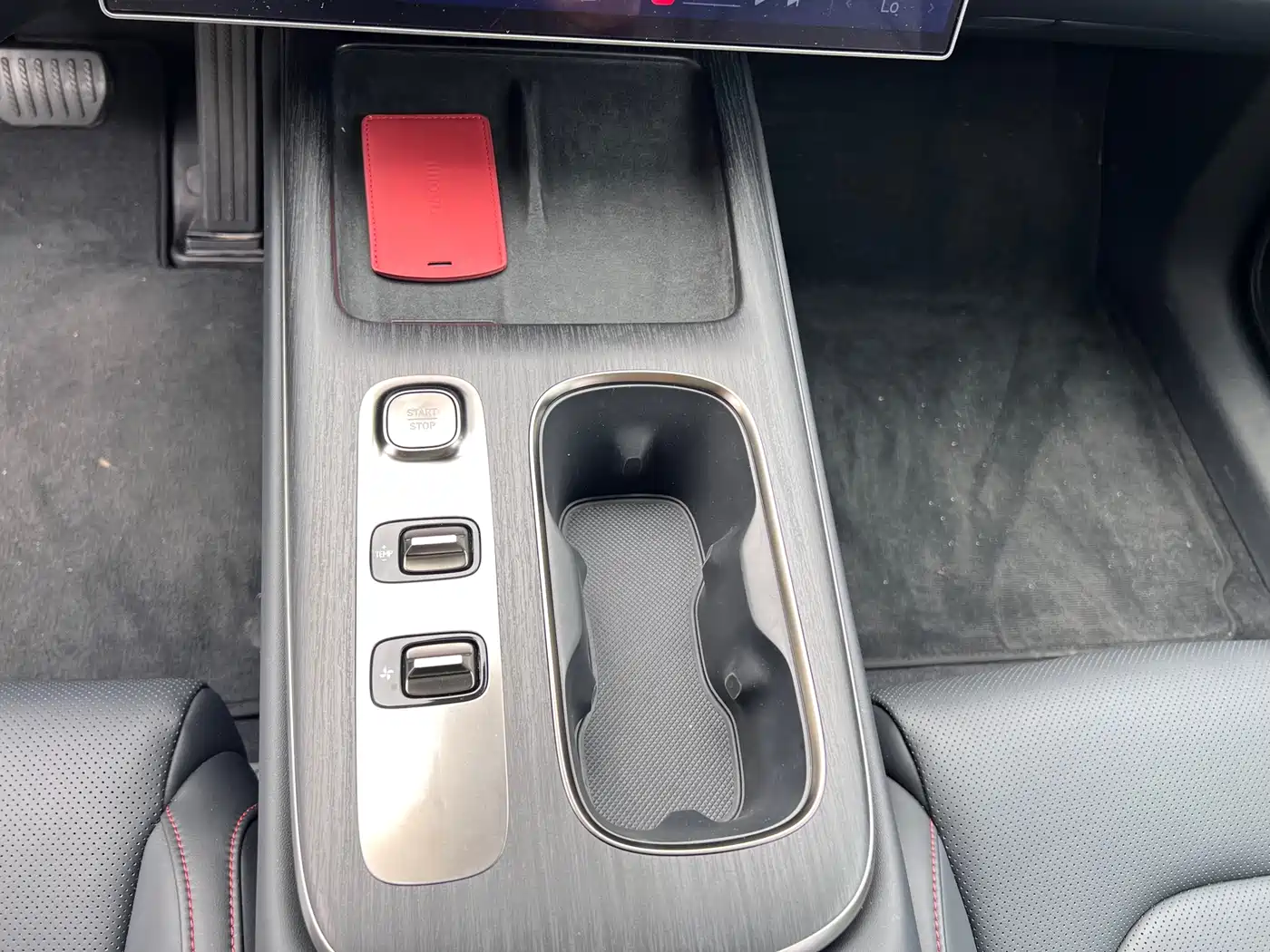 Xiaomi Auto Xiaomi SU7 2024 RWD Ultra Long Range Advanced Smart Driving Pro Edition фото 10
