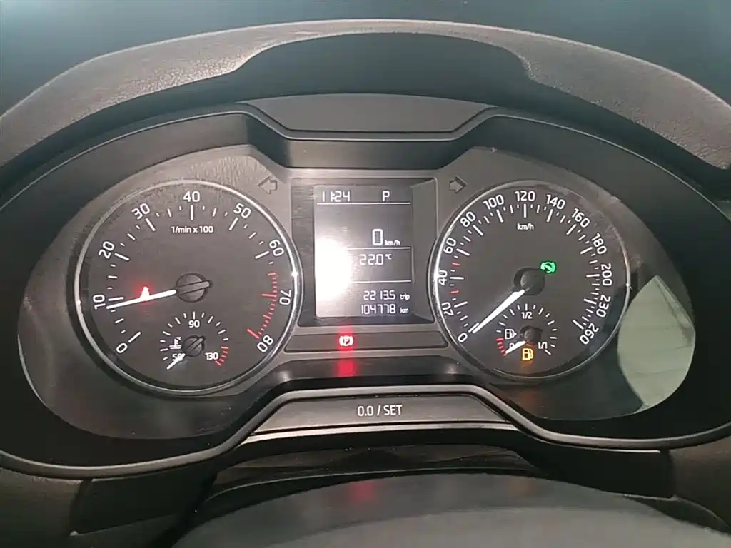 Škoda Octavia 2017 Classic 1.6L Automatic Comfort фото 12