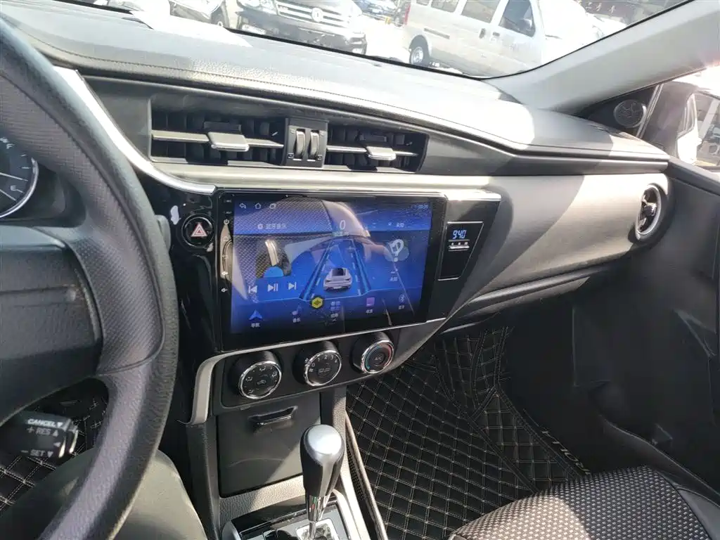 Toyota Corolla 2018 1.2T S-CVT GL Smart Edition фото 6