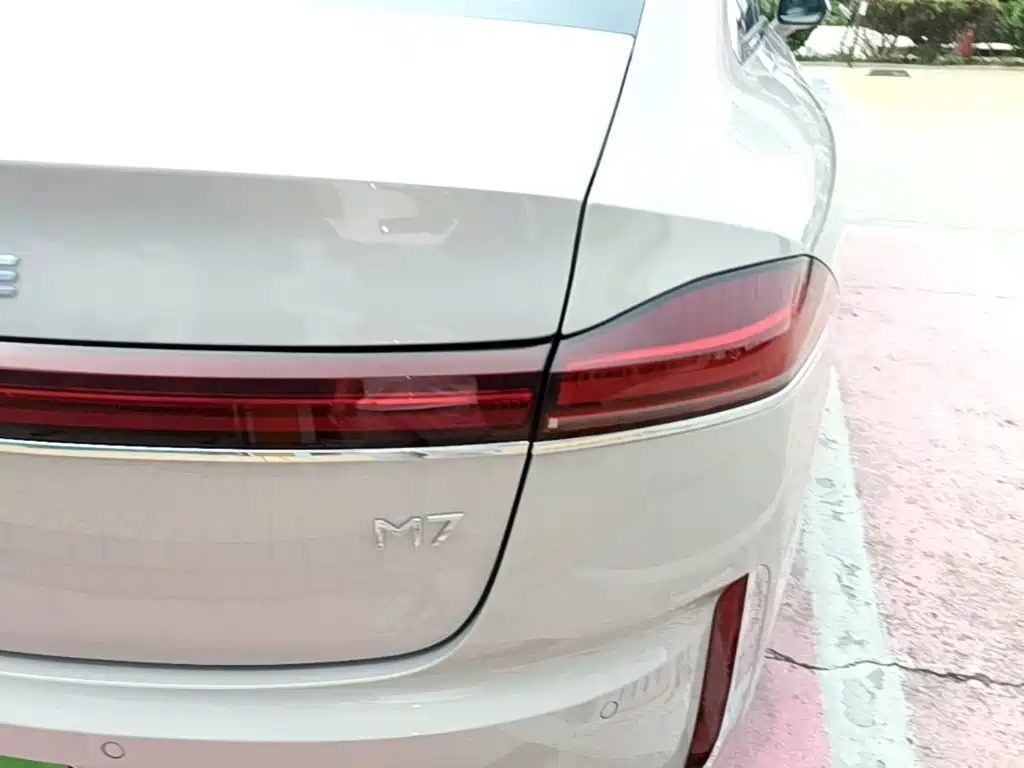 Roewe M7 DMH 2026 2025 1.5T 115km Standard