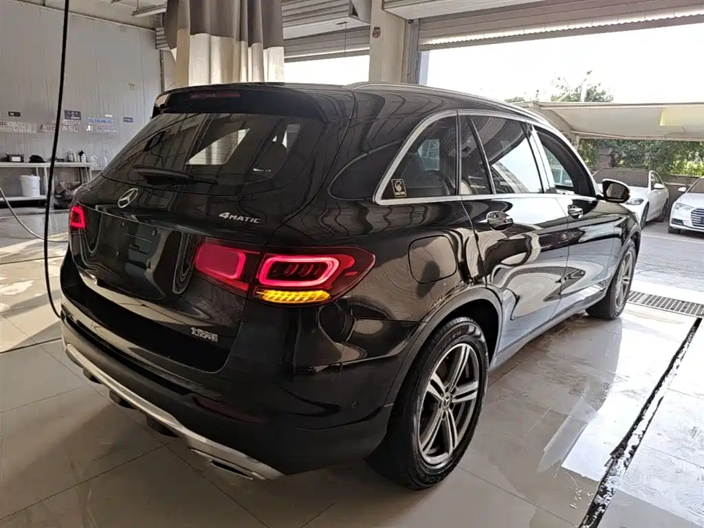 Mercedes-Benz GLC 2020 Facelift GLC 260 L 4MATIC Dynamic фото 7