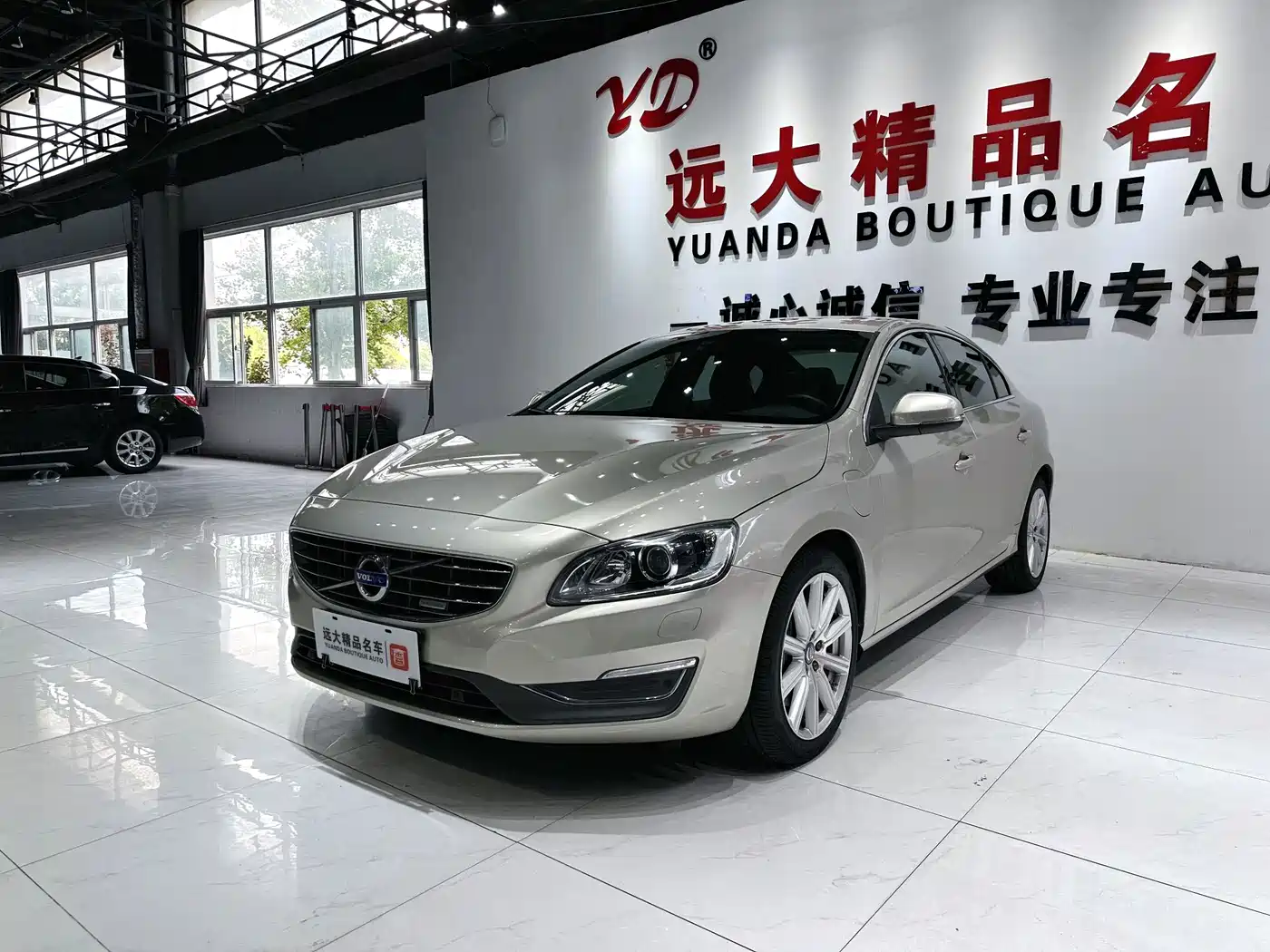 Volvo S60 Plug-in Hybrid 2016 2015 S60L E-Drive Hybrid T6 Intelligent Edition
