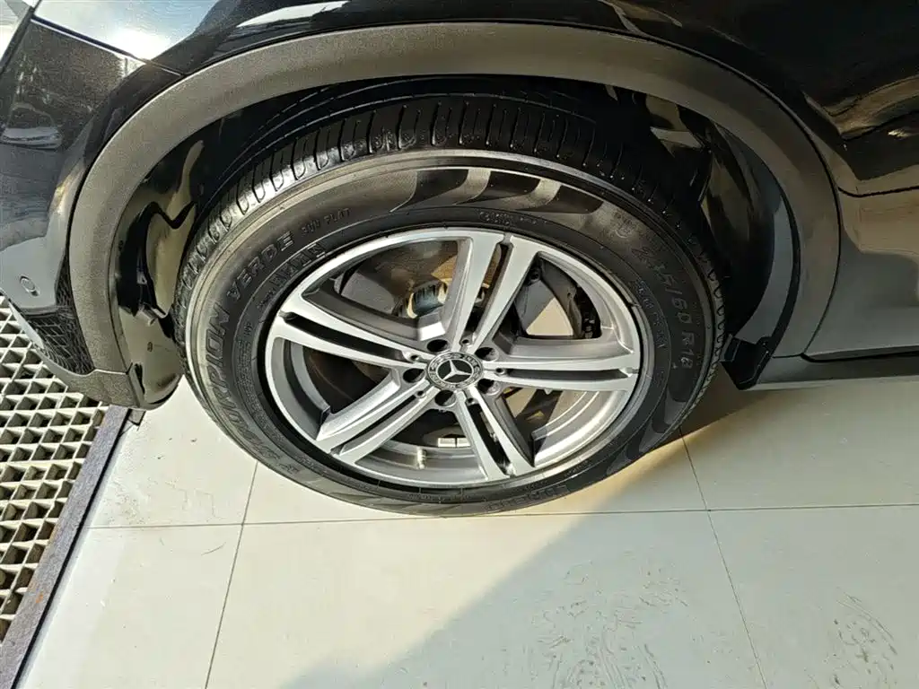 Mercedes-Benz GLC 2020 Facelift GLC 260 L 4MATIC Dynamic фото 23