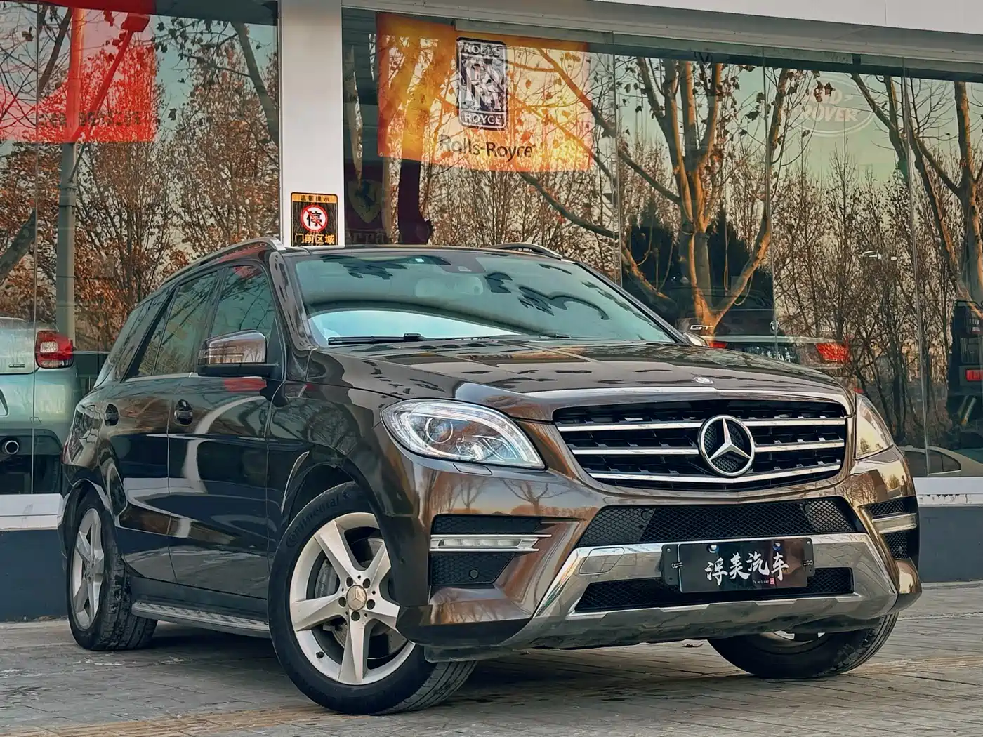 Mercedes-Benz M-Class 2012 Model ML 350 Luxury фото 2