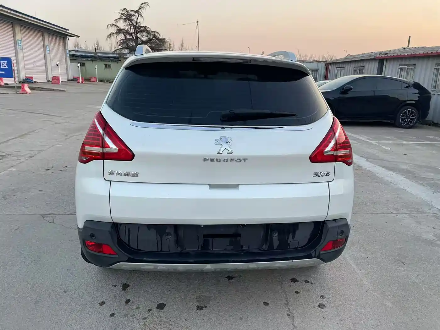 Peugeot 3008 2015 2.0L Automatic Classic Edition фото 5