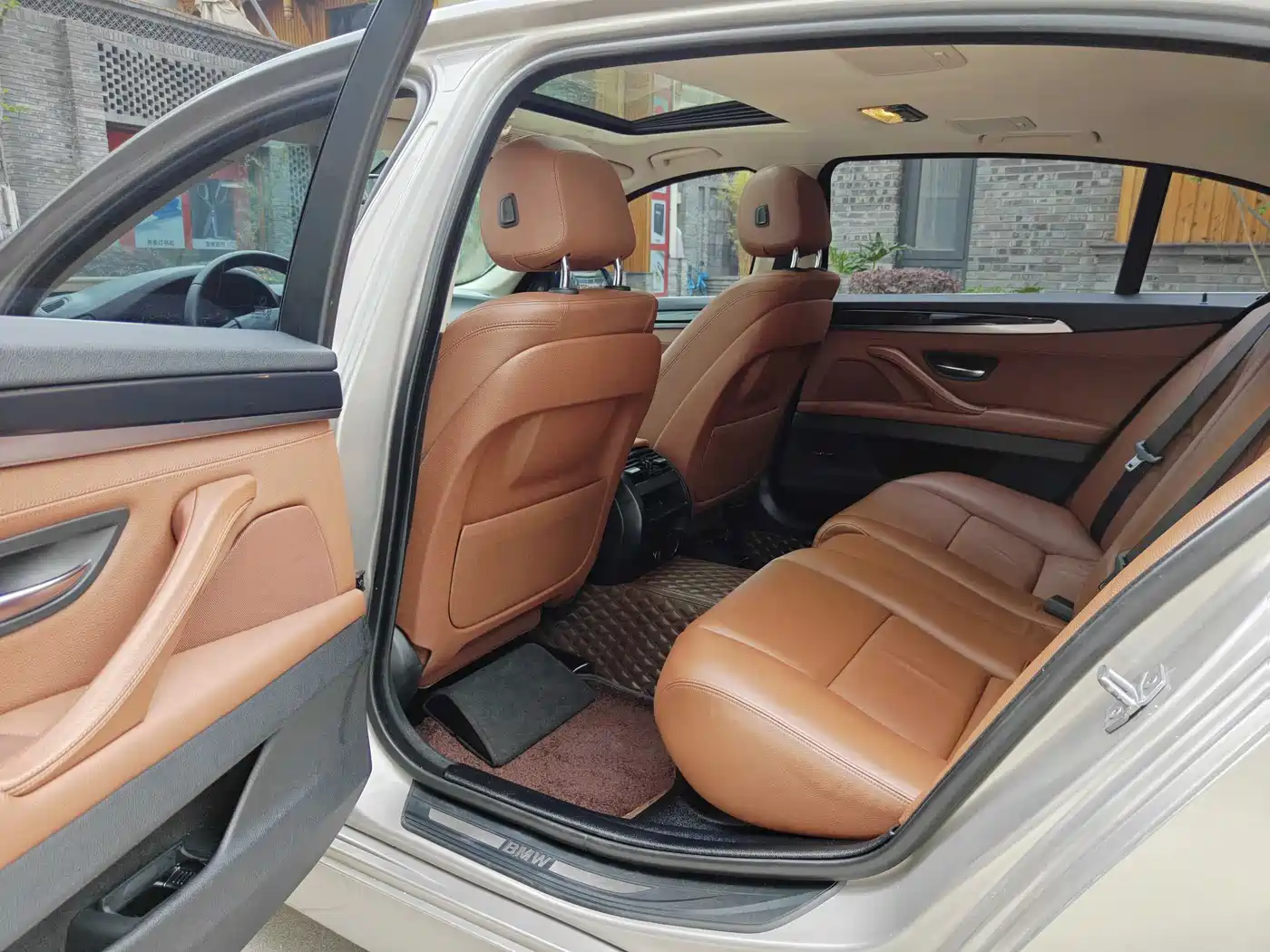BMW 5 Series 2014 520Li Elegance фото 7