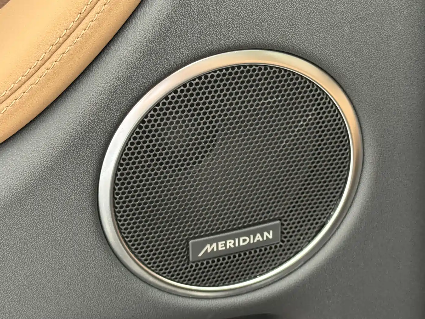 Land Rover Discovery Sport 2025 249PS Performance Tech Edition фото 22