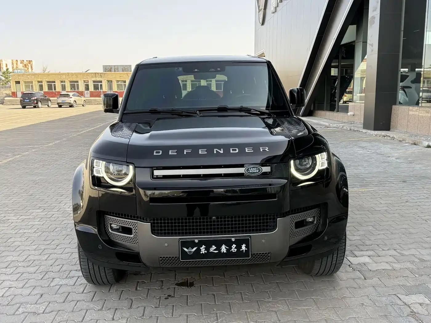 Land Rover Defender 2024 110 3.0T P400 X-DYNAMIC HSE фото 16