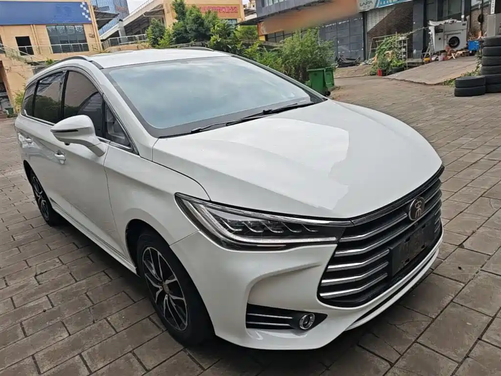 BYD Song MAX 2018 2017 1.5T Auto Smart Luxury 7-Seater