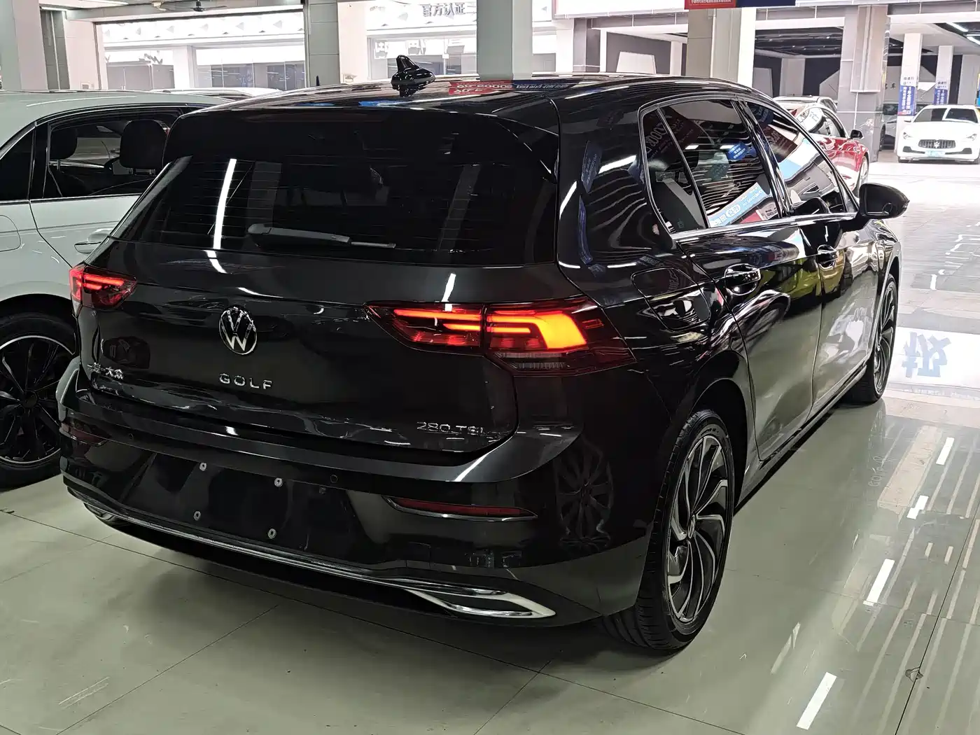 Volkswagen Golf 2023 280TSI DSG Pro фото 9