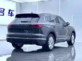 Фото 13 - Volkswagen Touareg