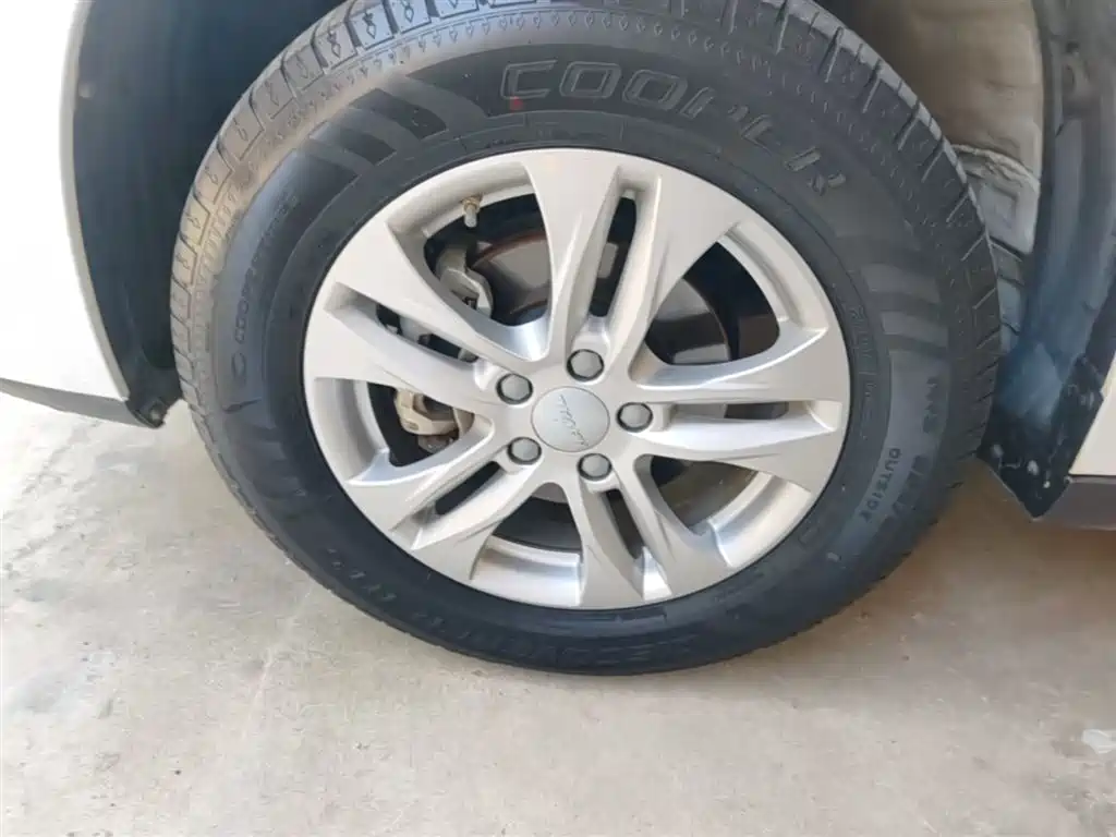 Haval M6 2019 1.5T DCT 2WD Value Edition (China VI) фото 23