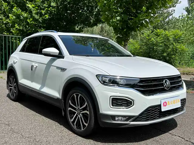 Volkswagen T-ROC 2022 280TSI DSG 2WD Comfort PLUS — фото 3