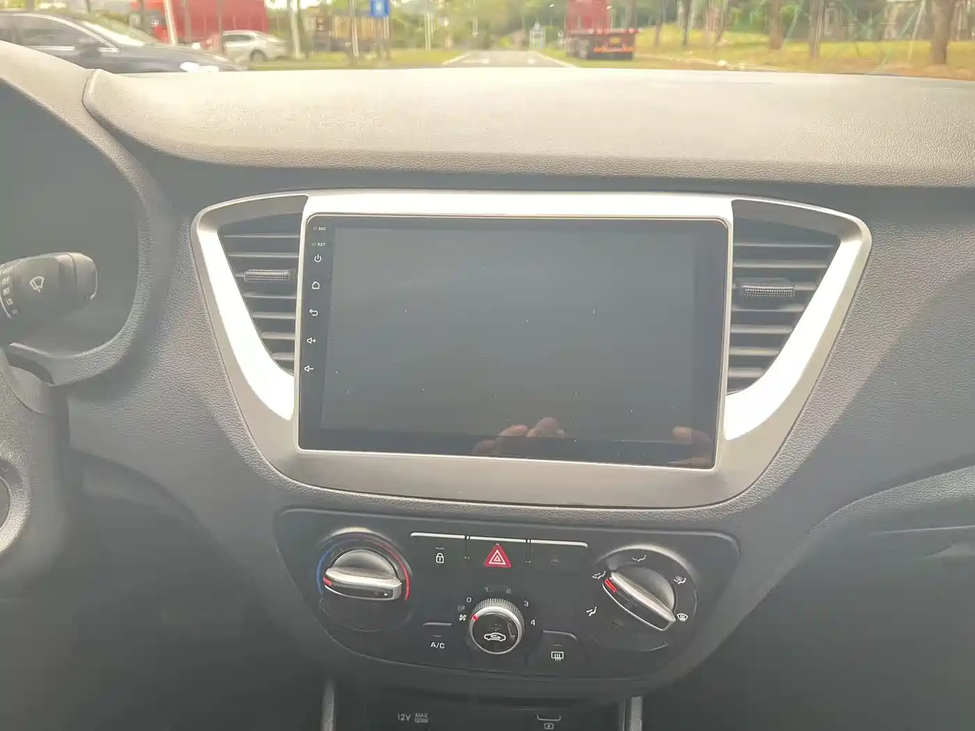 Hyundai Verna 2020 1.4L CVT GLS Cool Edition фото 16