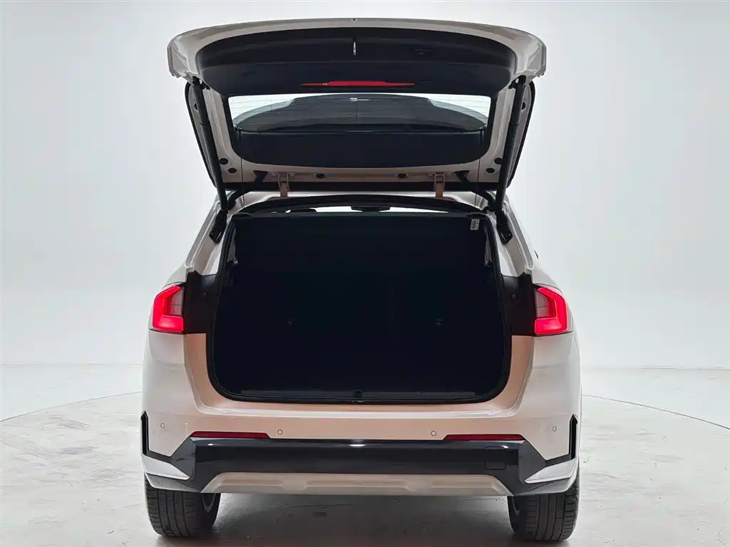 BMW X1 2023 sDrive20Li X Design Package фото 8