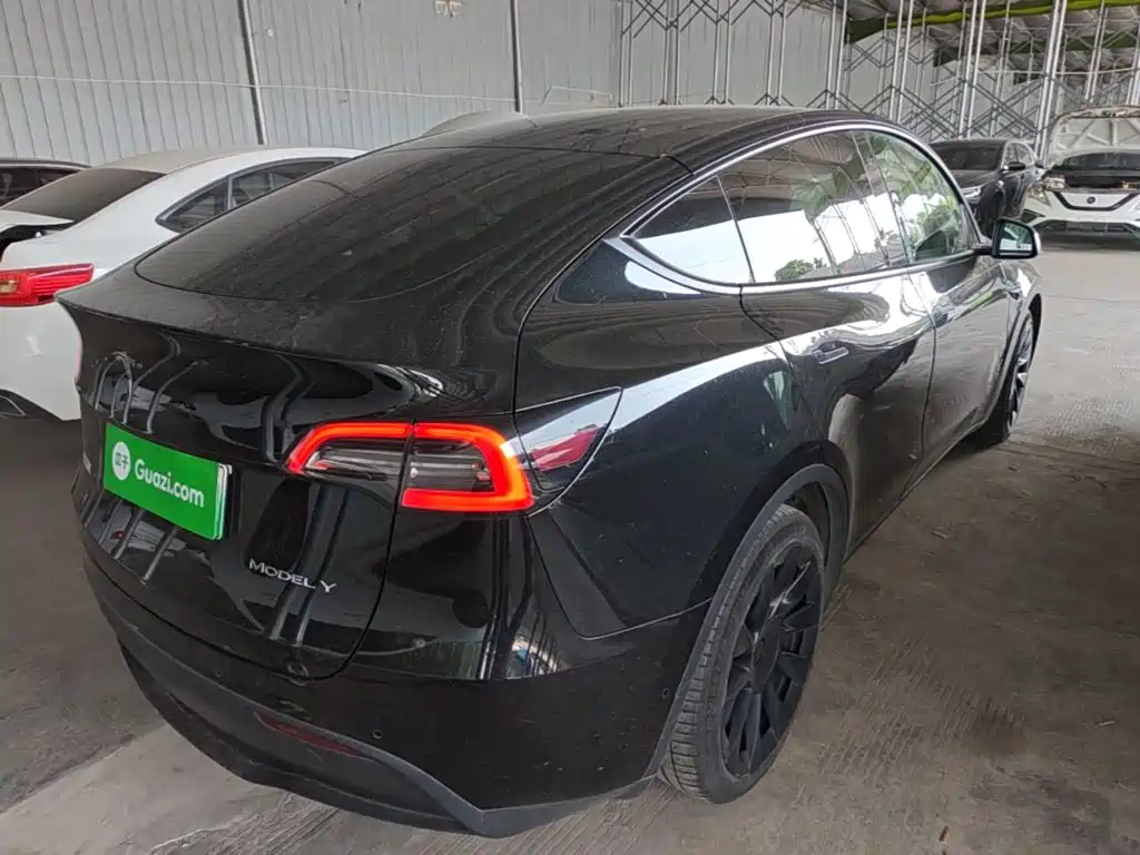 Фото 7 - Tesla Model Y