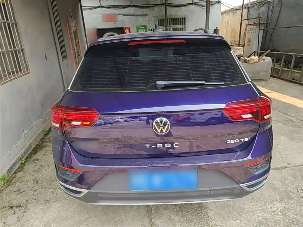 VOLKSWAGEN T-ROC EXPLORING SONGS