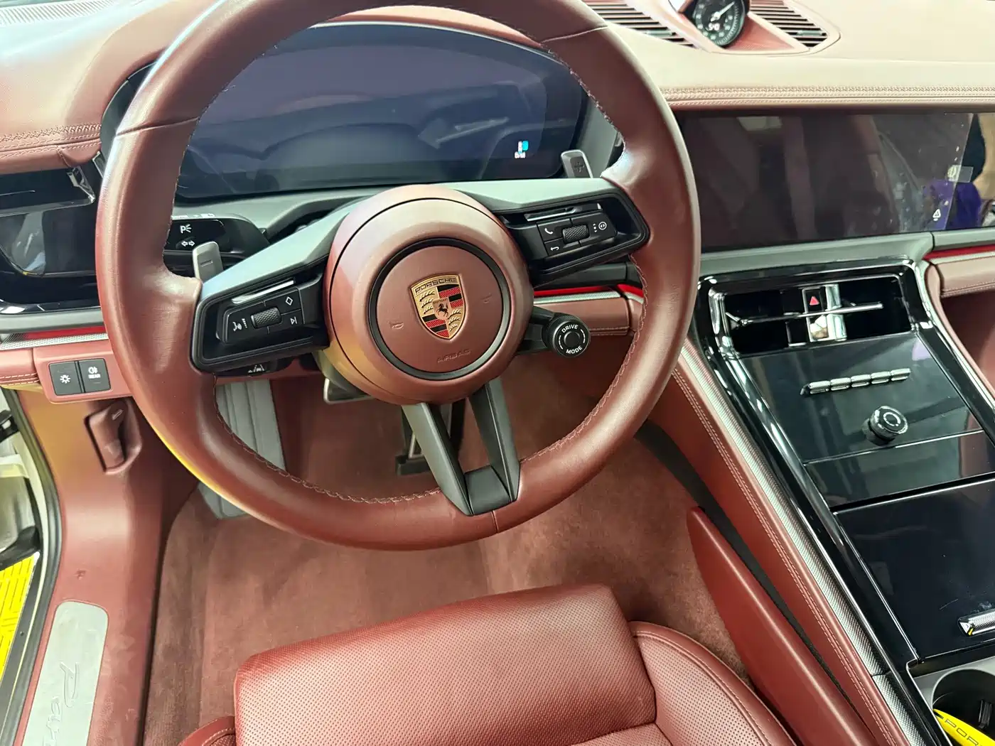 Фото 5 - Porsche Panamera