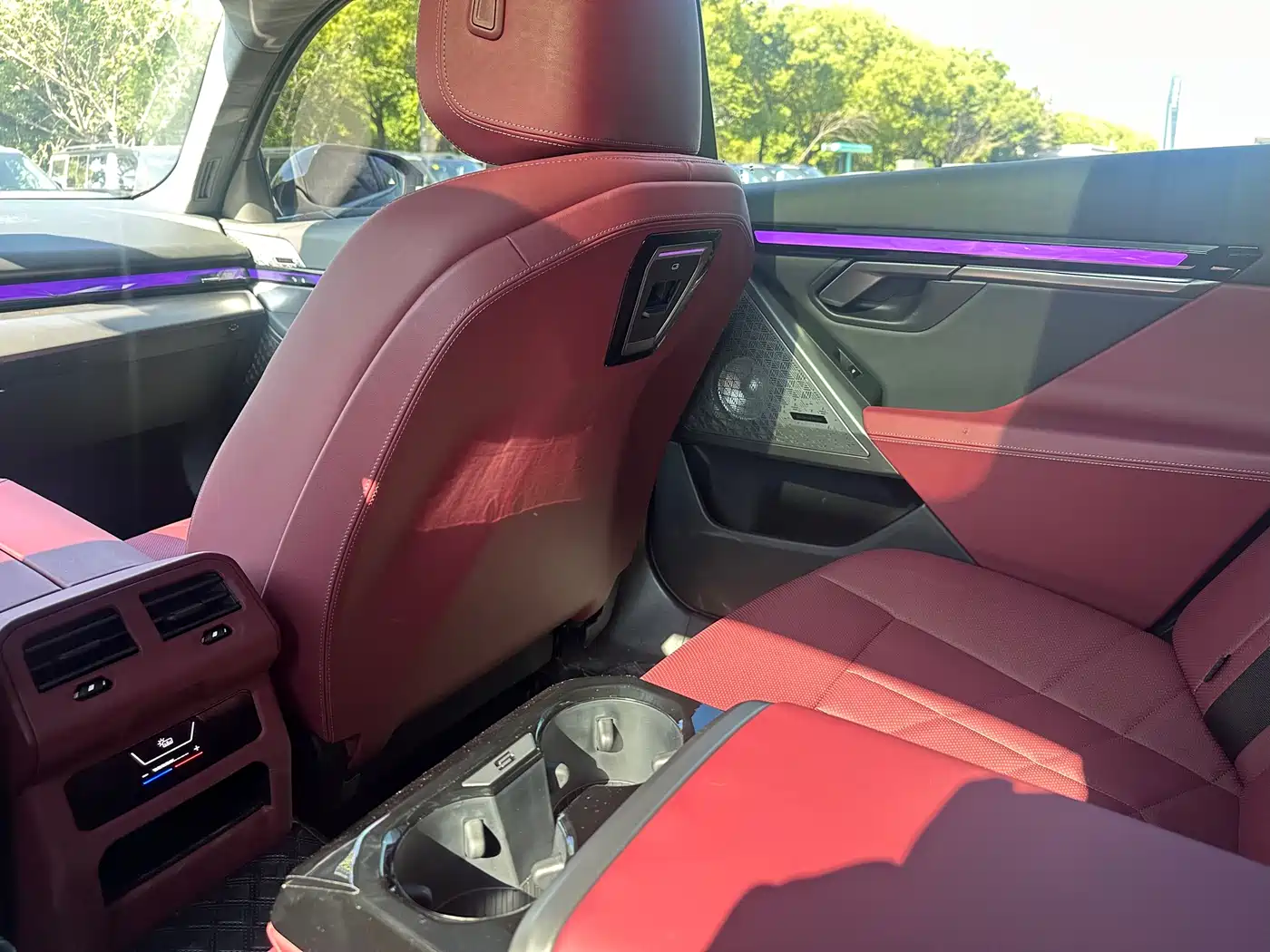 BMW 5 Series 2024 530Li Leading M Sport Package фото 15