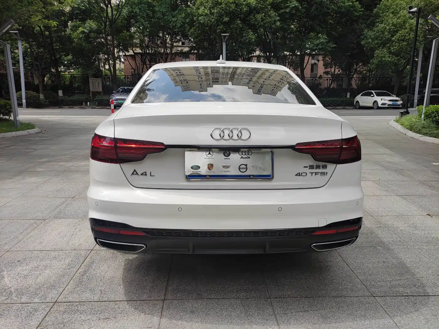 Audi A4L 2024 40 TFSI Luxury Dynamic (Starry Night Edition) фото 5