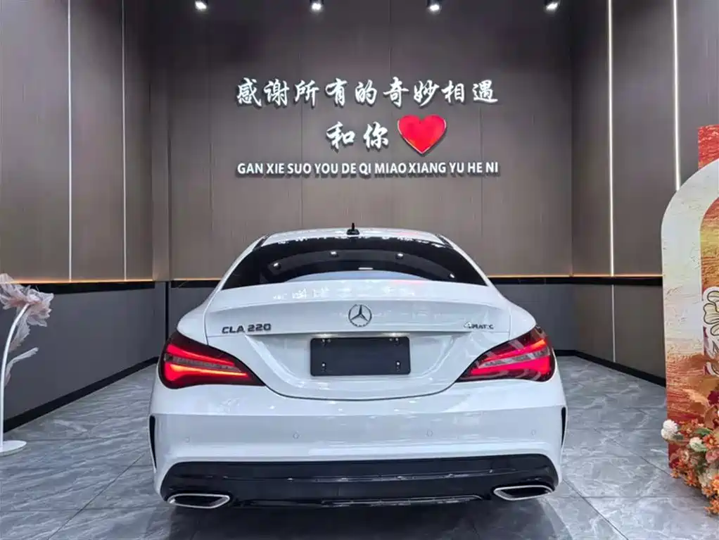 Mercedes-Benz CLA (Import) 2016 CLA 220 4MATIC фото 8