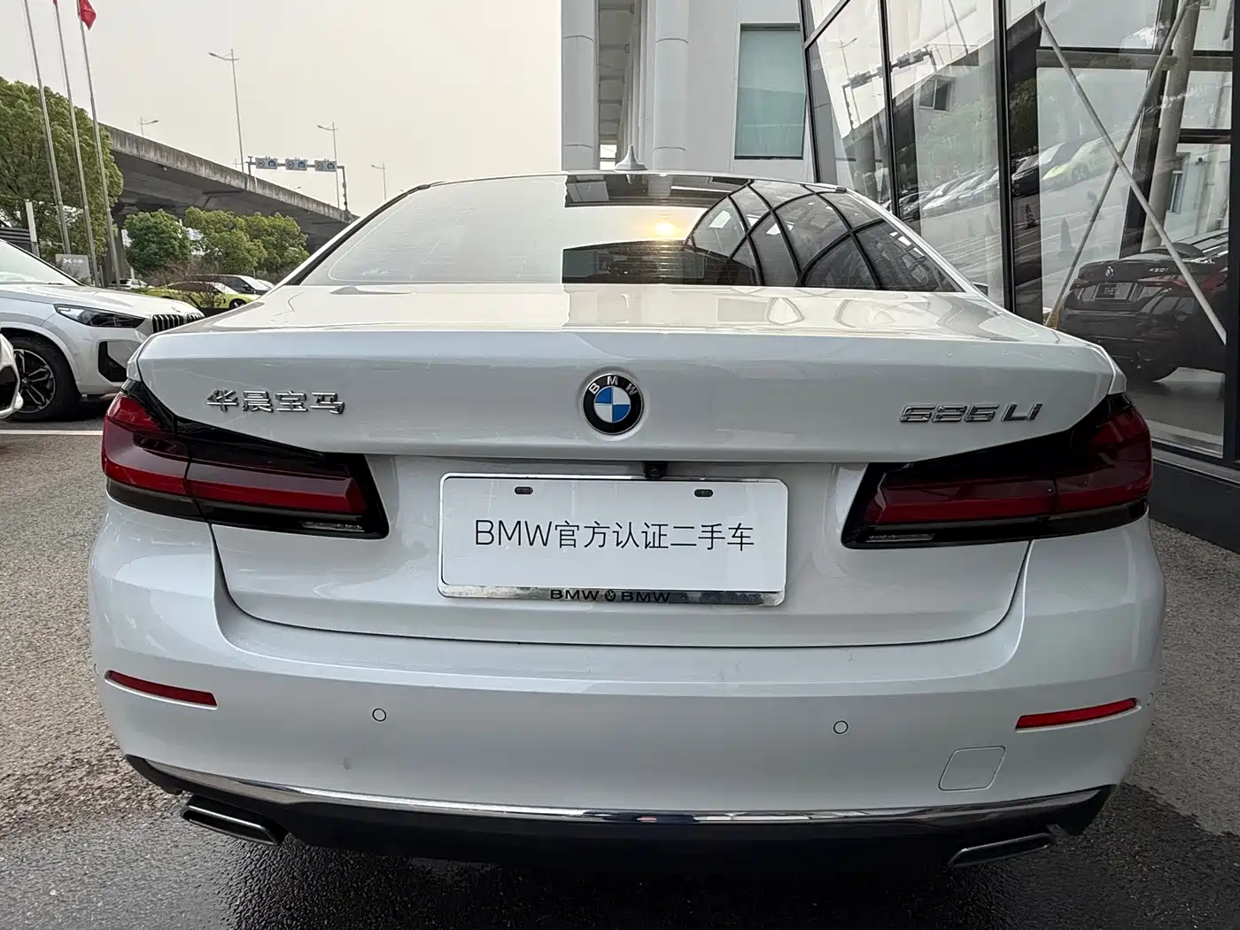 BMW 5-SERIES