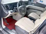 Фото 10 - Buick GL8