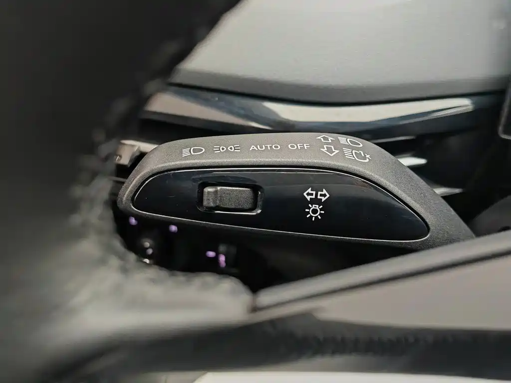 MG MG4 EV 2024 2023 415km Overseas Champion Edition